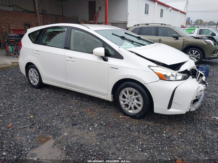 2015 TOYOTA PRIUS V TWO | JTDZN3EU1FJ018063 | UPCARS