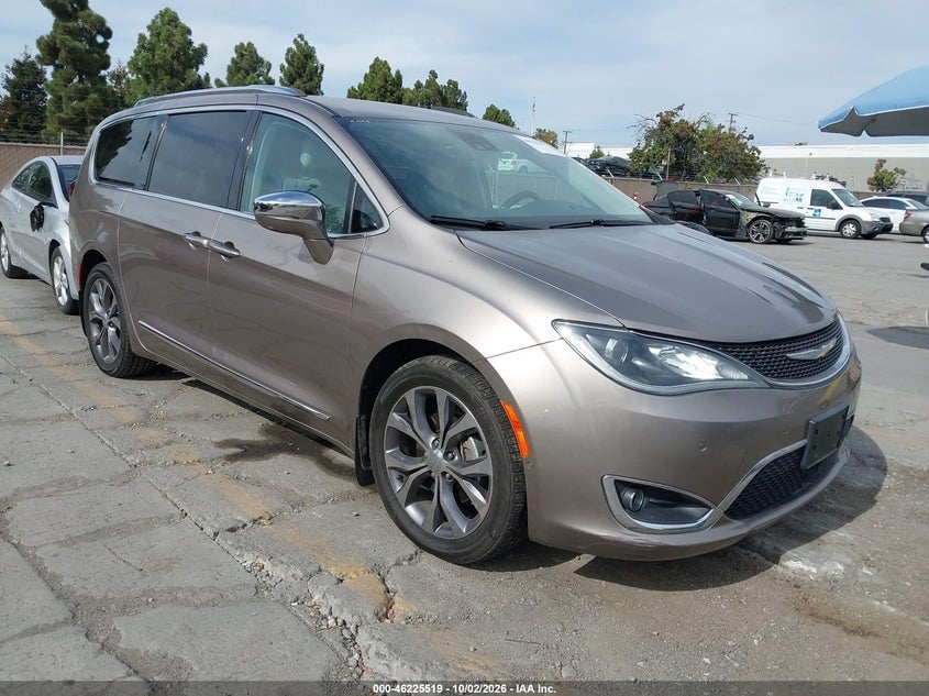 2017 CHRYSLER PACIFICA LIMITED | 2C4RC1GG9HR591356 | UPCARS