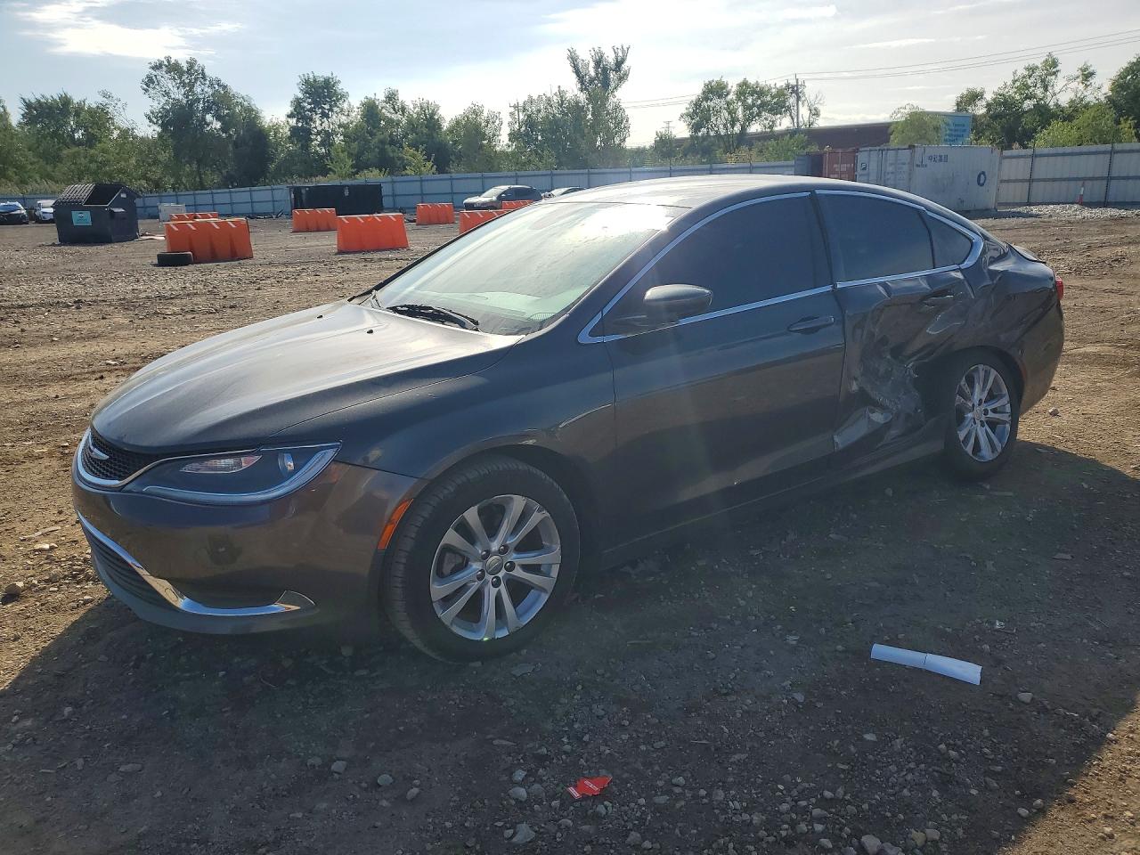 2016 CHRYSLER 200 LIMITED | 1C3CCCAB7GN128128 | UPCARS