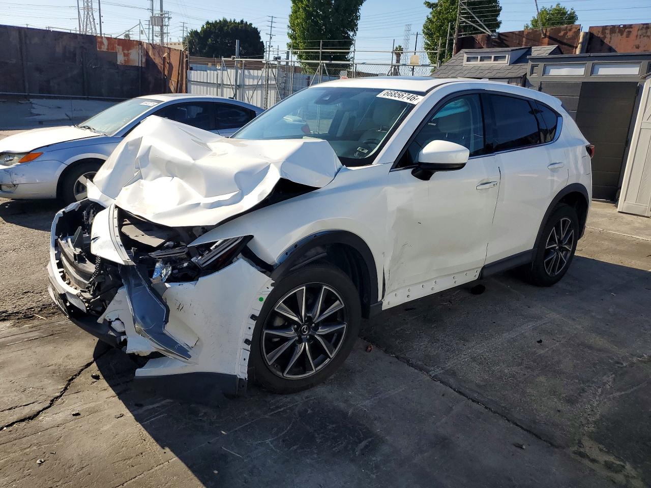 2017 MAZDA CX-5 GRAND TOURING | JM3KFADL2H0107992 | UPCARS