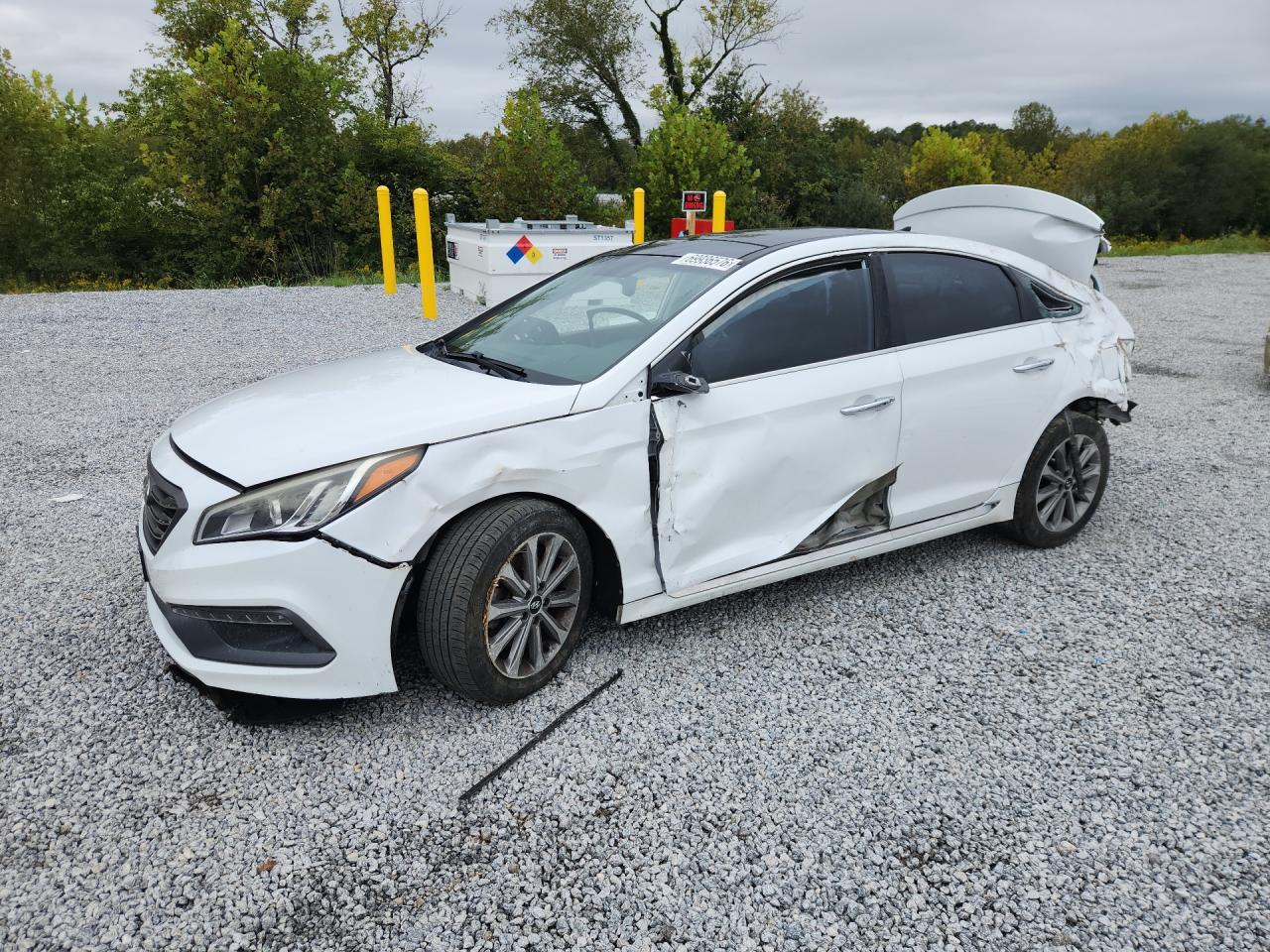 2016 HYUNDAI SONATA LIMITED | 5NPE34AFXGH282345 | UPCARS