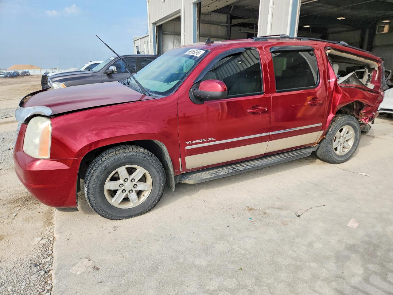 2011 GMC YUKON K1500 SLT | 1GKS2LE38BR296962 | UPCARS