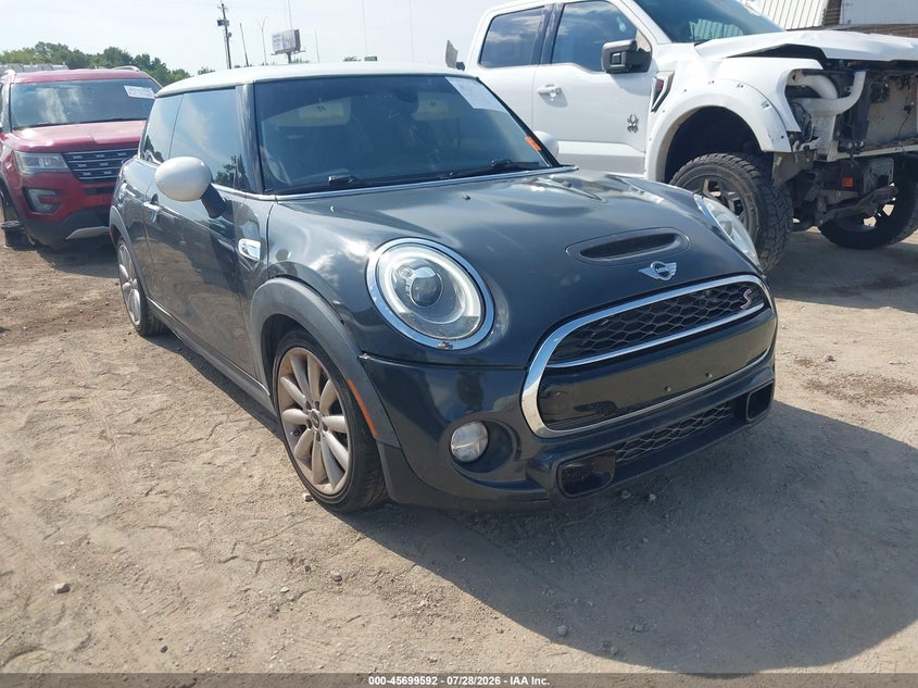 2015 MINI HARDTOP COOPER S | WMWXP7C59F2A41041 | UPCARS