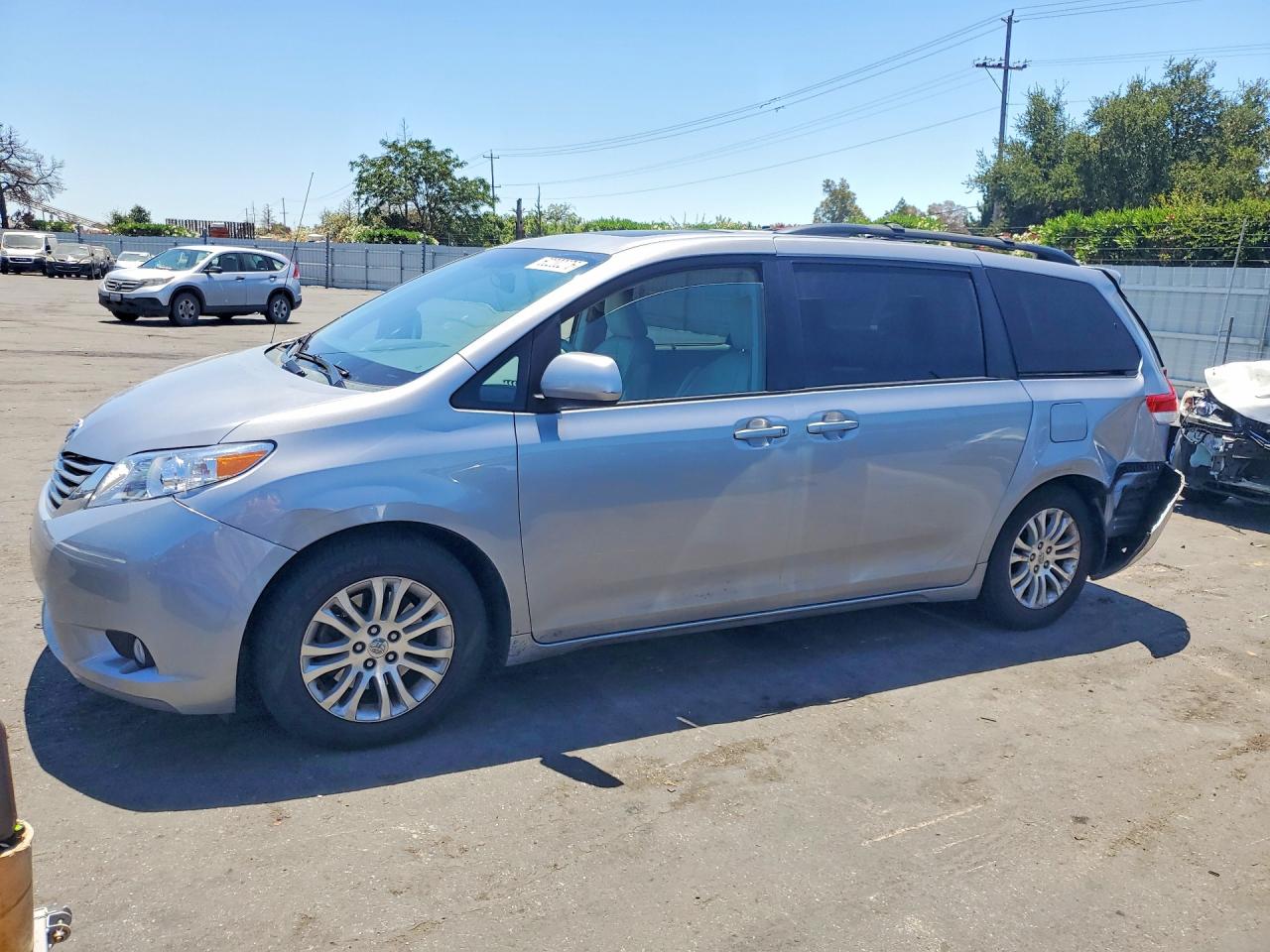 2012 TOYOTA SIENNA XLE 8-PASSENGER | 5TDYK3DC2CS276068 | UPCARS
