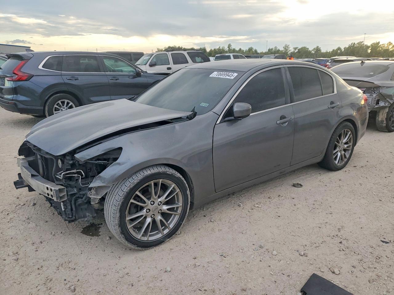 2013 INFINITI G37 JOURNEY | JN1CV6AP6DM715640 | UPCARS