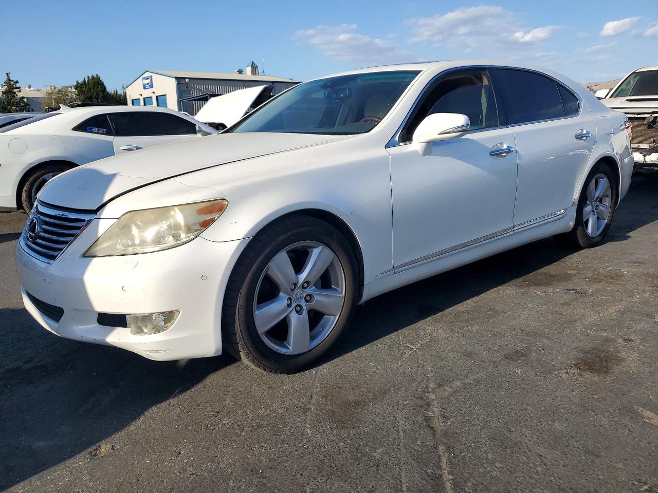 2011 LEXUS LS 460L | JTHGL5EF5B5043317 | UPCARS