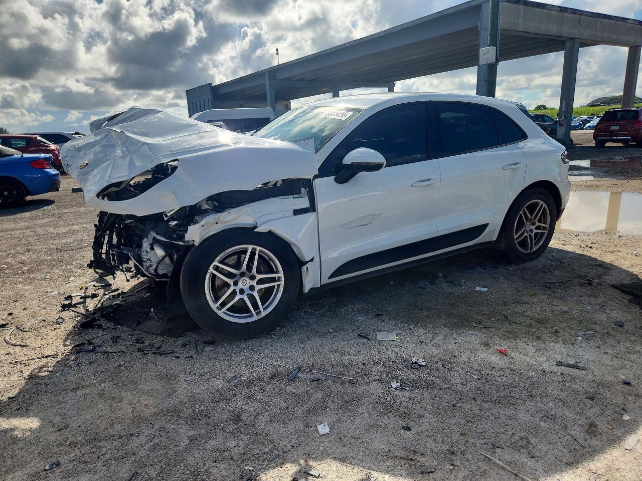 2020 PORSCHE MACAN | WP1AA2A51LLB04358 | UPCARS