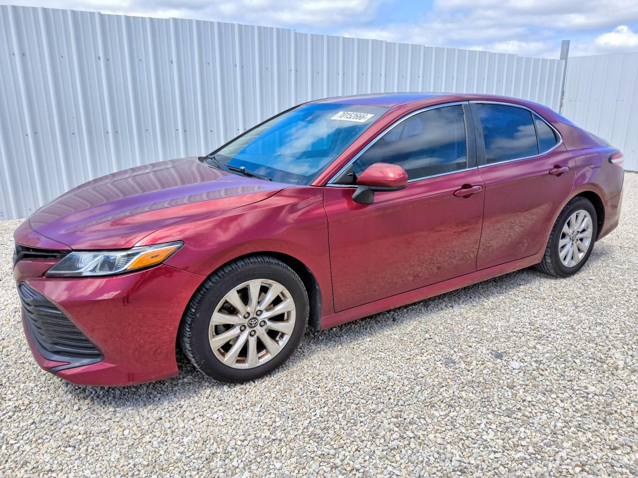 2019 TOYOTA CAMRY LE | 4T1B11HKXKU704182 | UPCARS