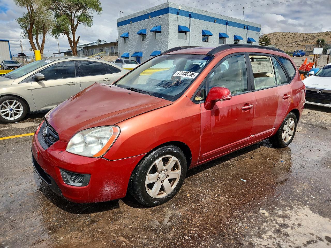 2008 KIA RONDO LX | KNAFG526387147322 | UPCARS