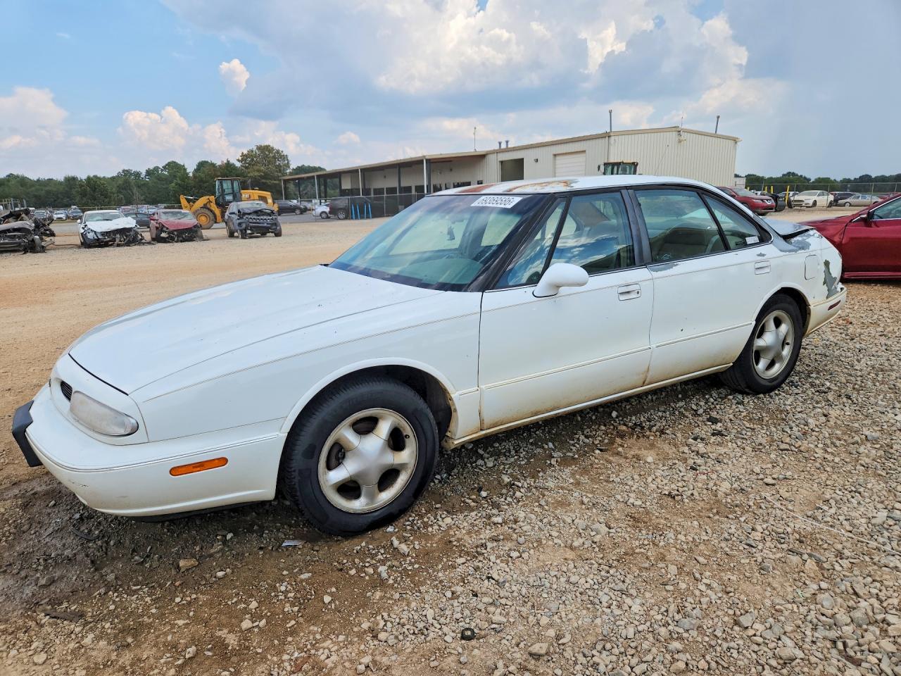1997 OLDSMOBILE LSS | 1G3HY52K8V4827347 | UPCARS