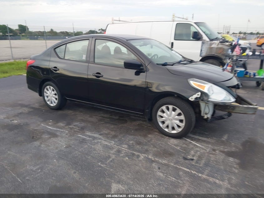 2017 NISSAN VERSA 1.6 S | 3N1CN7AP6HL843740 | UPCARS
