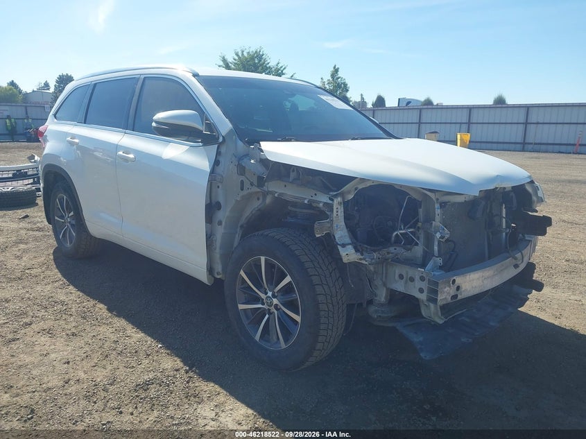2018 TOYOTA HIGHLANDER XLE | 5TDJZRFHXJS536867 | UPCARS
