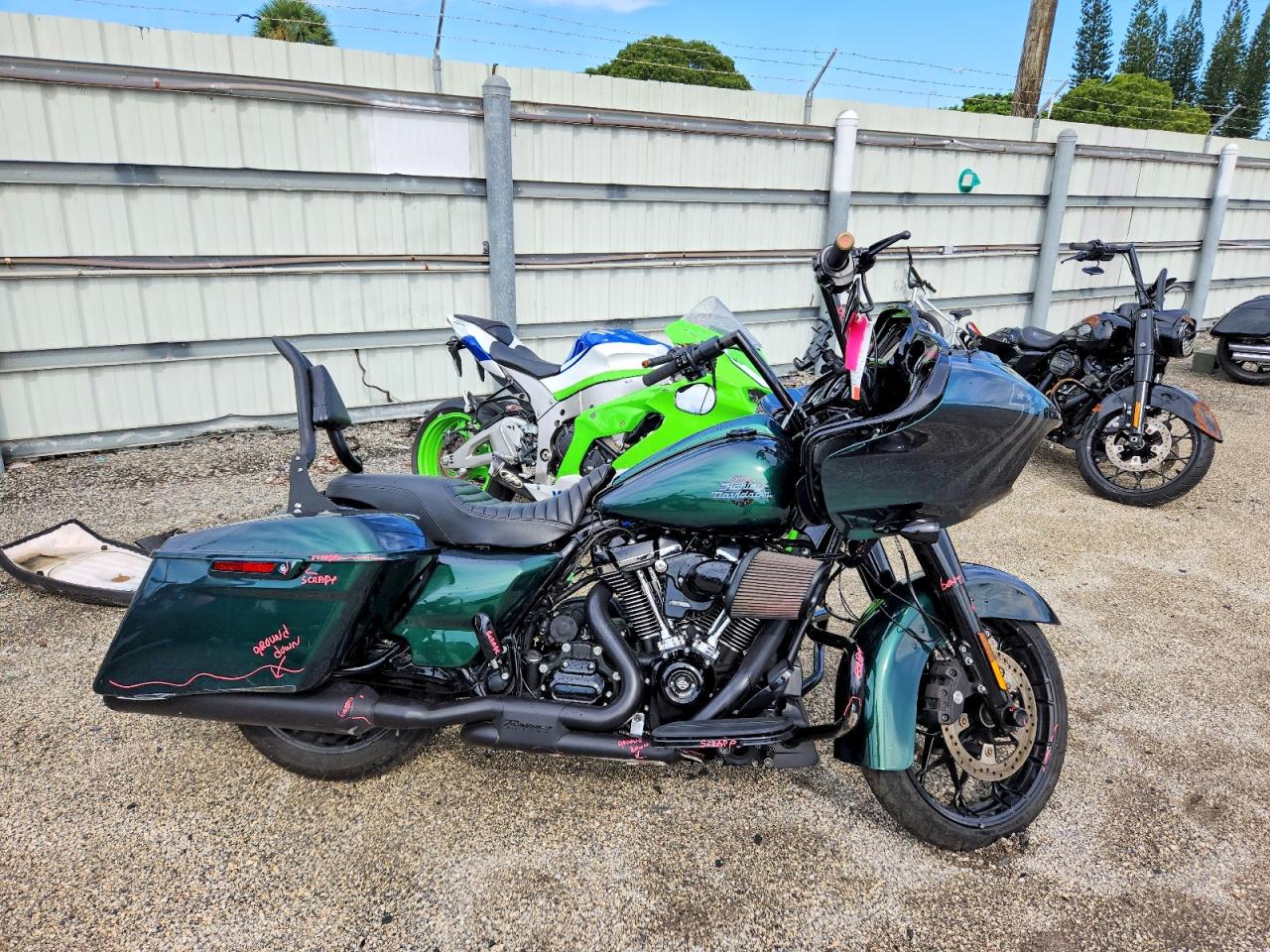 2021 HARLEY-DAVIDSON FL ROAD GLIDE SPECIAL | 1HD1KTP14MB676815 | UPCARS