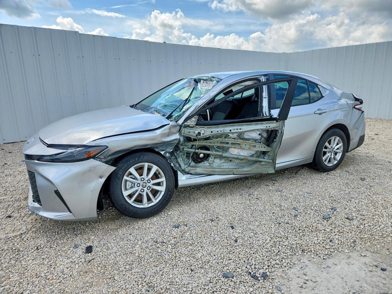 2026 TOYOTA CAMRY LE | 4T1DAACK2TU712939 | UPCARS