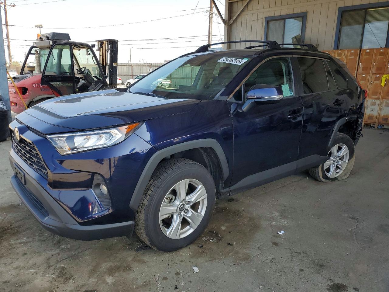 2020 TOYOTA RAV4 XLE | 2T3W1RFV1LW098809 | UPCARS
