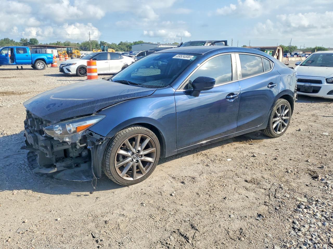 2018 MAZDA 3 TOURING | 3MZBN1V37JM215745 | UPCARS