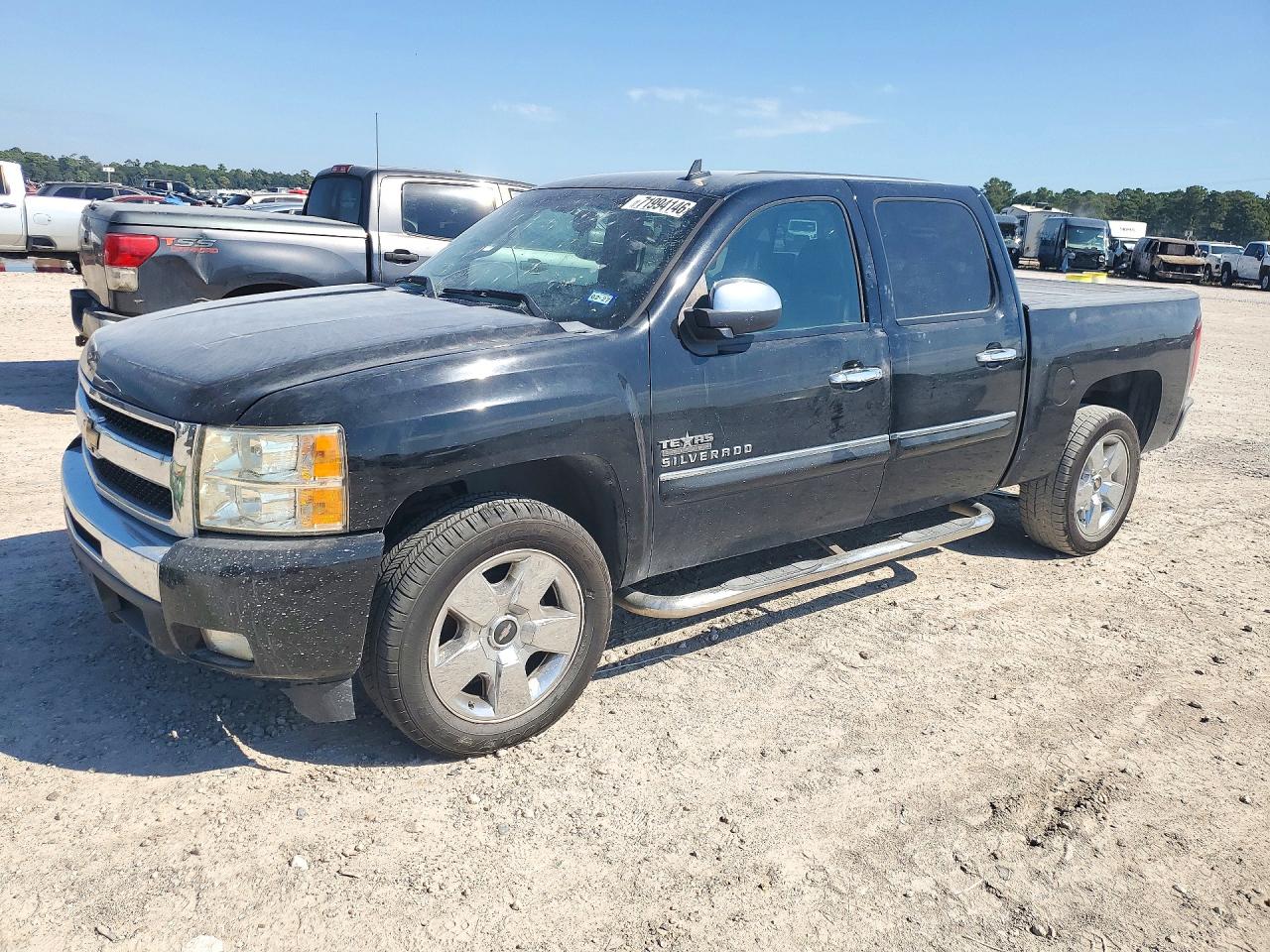 2011 CHEVROLET SILVERADO C1500 LT | 3GCPCSE04BG389315 | UPCARS