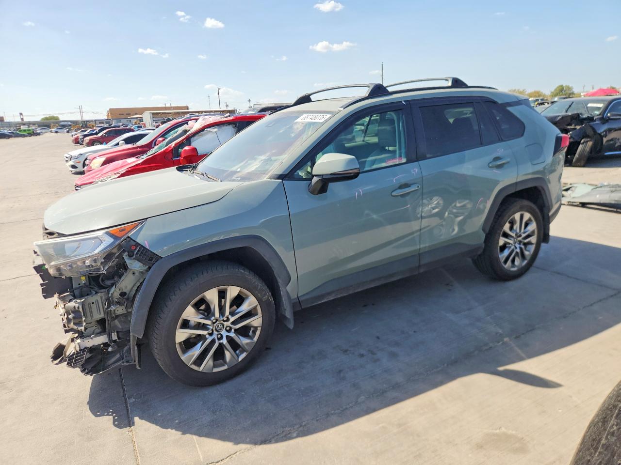 2020 TOYOTA RAV4 XLE PREMIUM | 2T3C1RFV2LW076935 | UPCARS