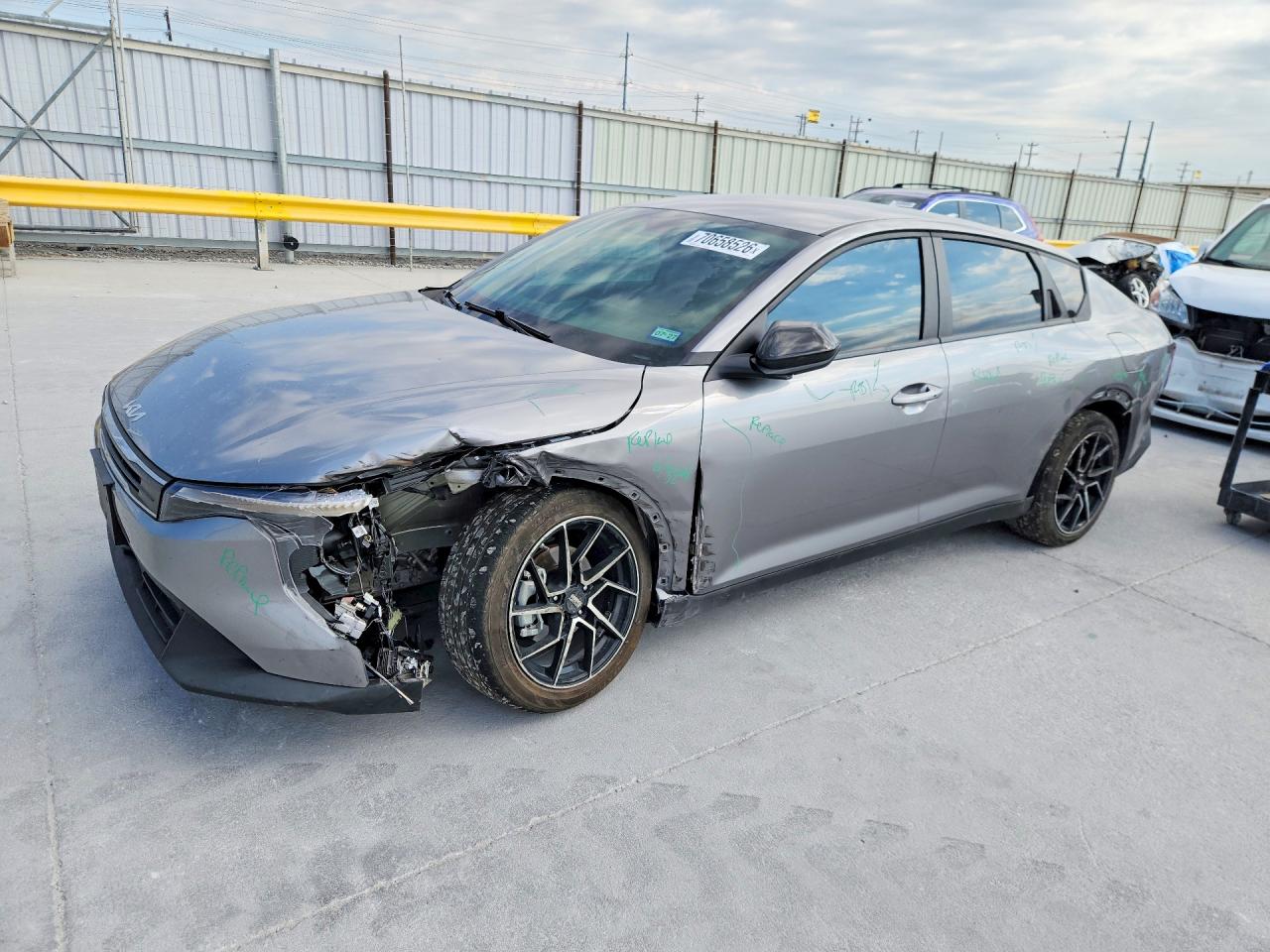 2025 KIA ALL OTHER LXS | 3KPFT4DE2SE047104 | UPCARS