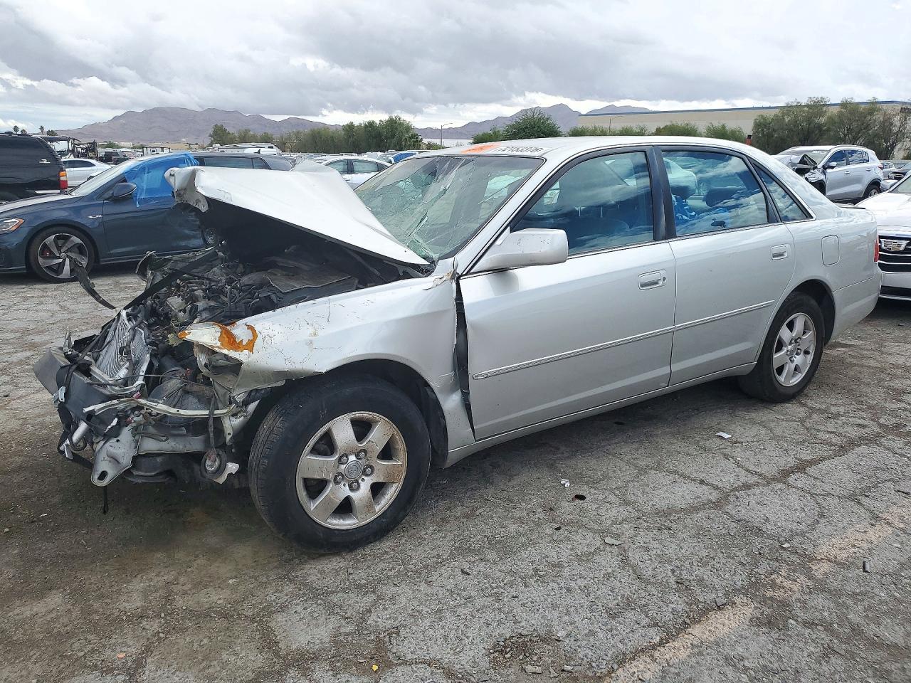 2002 TOYOTA AVALON XL | 4T1BF28BX2U197422 | UPCARS