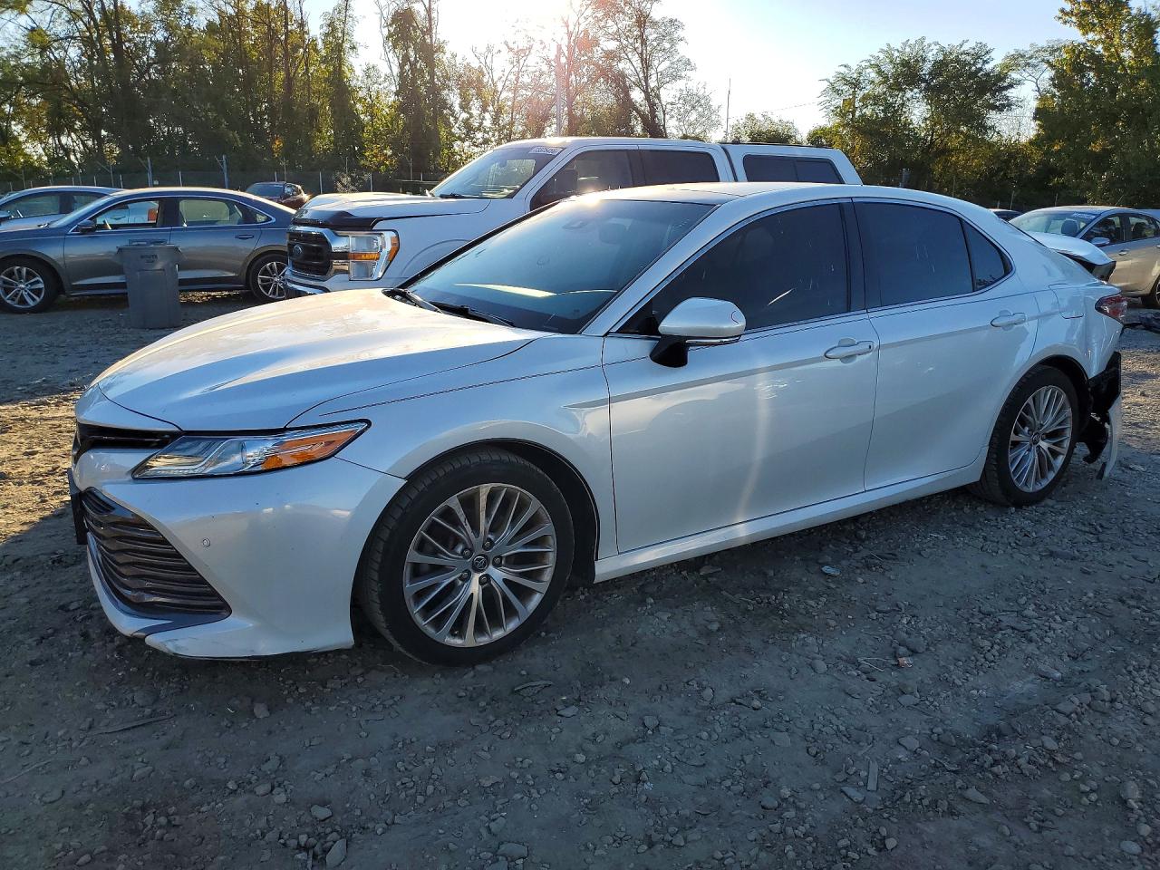 2018 TOYOTA CAMRY XLE | 4T1B11HK3JU095614 | UPCARS