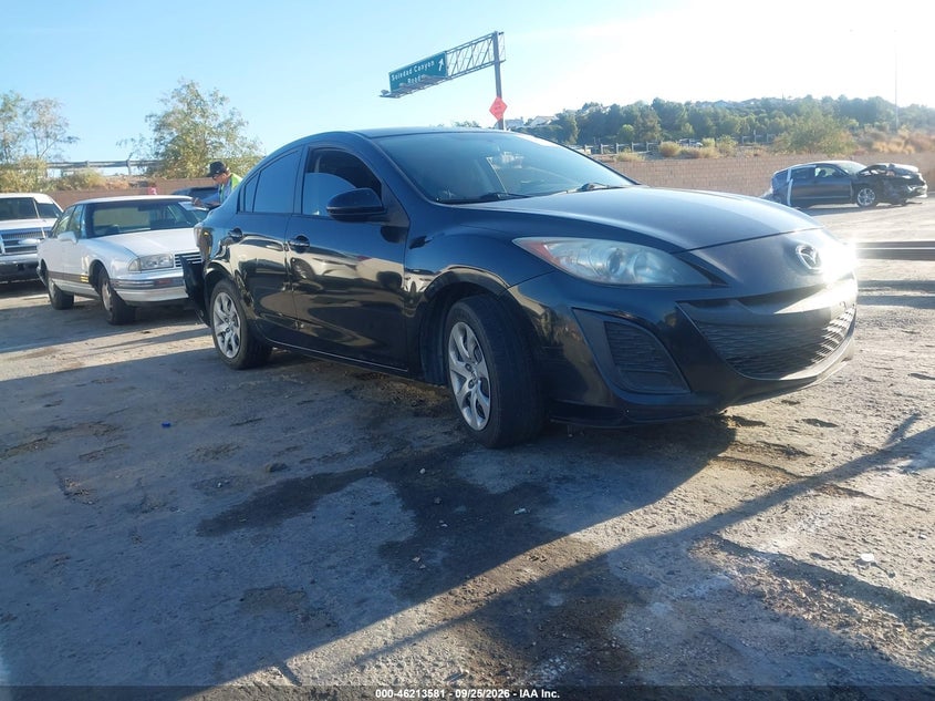 2011 MAZDA MAZDA3 I SPORT | JM1BL1UGXB1490988 | UPCARS