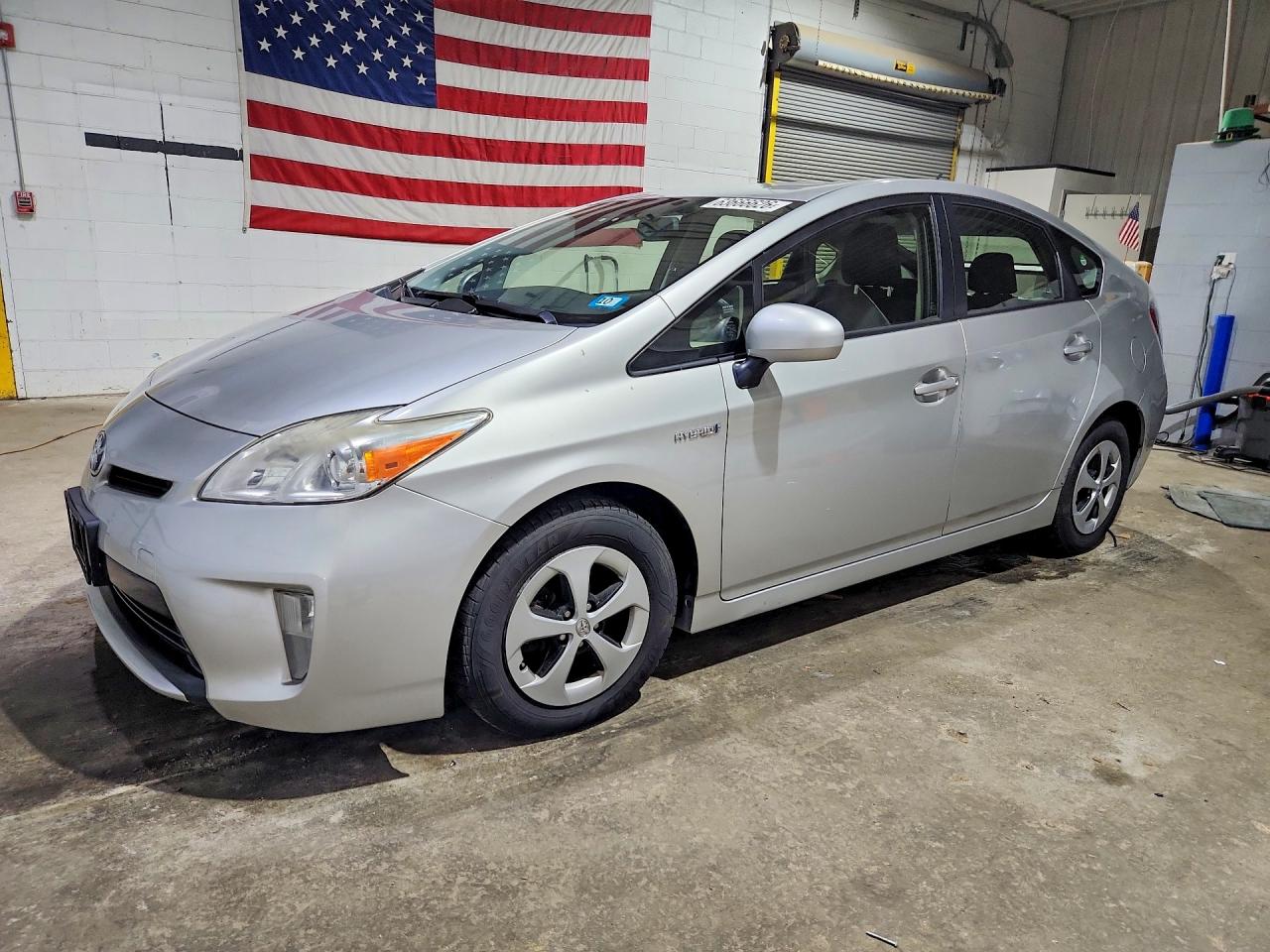 2013 TOYOTA PRIUS FOUR | JTDKN3DU5D5615239 | UPCARS