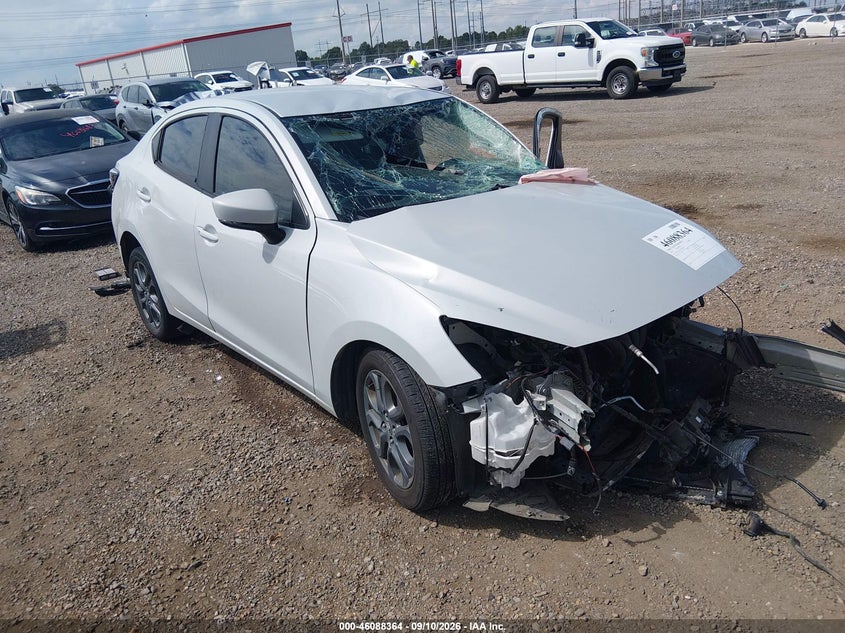 2019 TOYOTA YARIS LE | 3MYDLBYV7KY518699 | UPCARS
