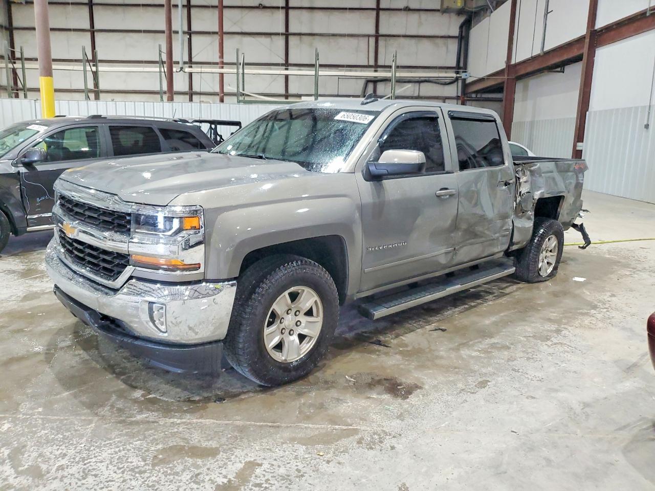 2017 CHEVROLET SILVERADO K1500 LT | 3GCUKREC8HG206709 | UPCARS