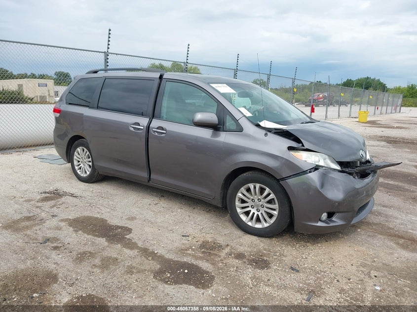2011 TOYOTA SIENNA XLE V6 | 5TDYK3DC3BS104078 | UPCARS