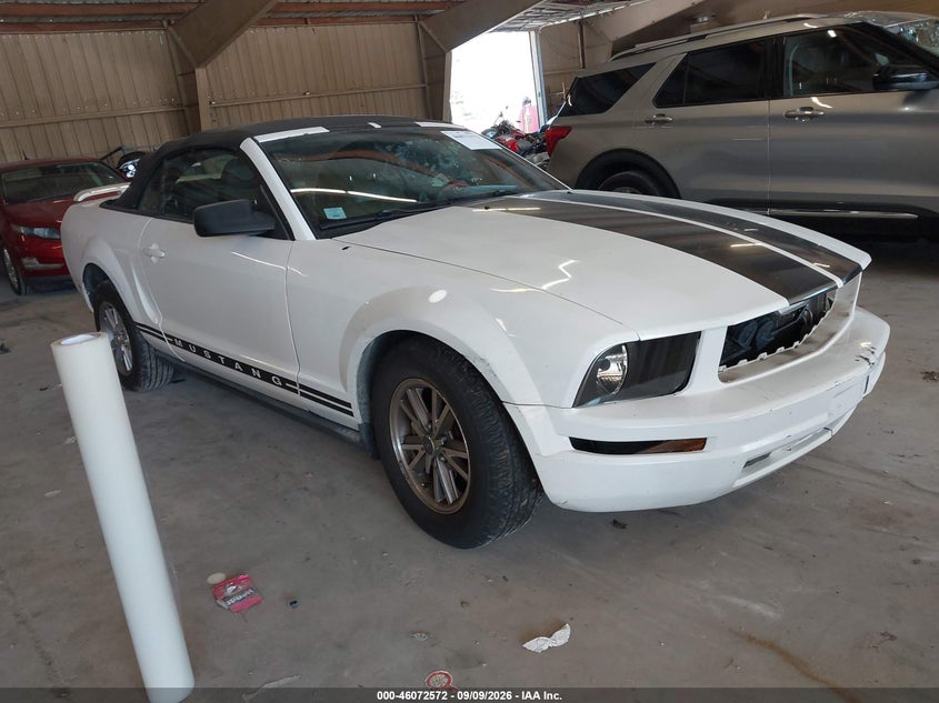 2005 FORD MUSTANG | 1ZVFT84N855247361 | UPCARS