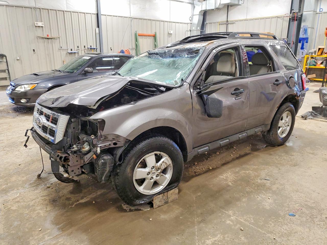 2010 FORD ESCAPE XLT | 1FMCU9D73AKD11372 | UPCARS