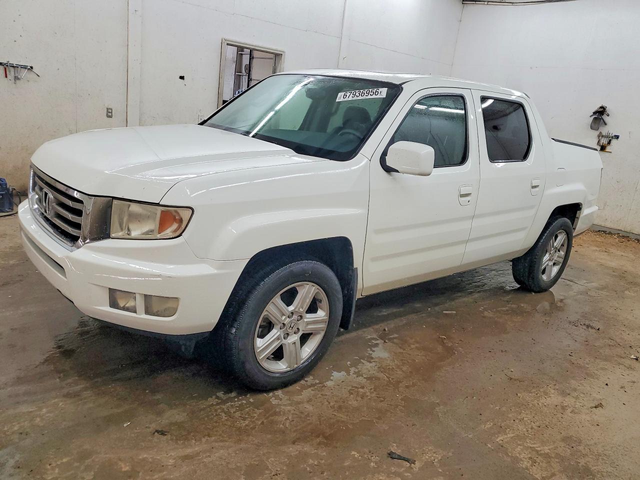 2014 HONDA RIDGELINE RTL | 5FPYK1F58EB001709 | UPCARS