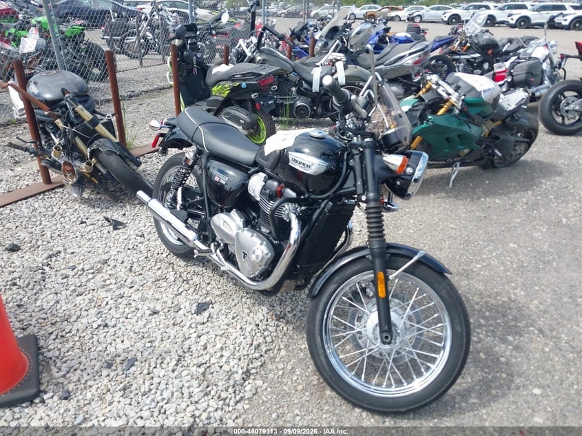 2017 TRIUMPH MOTORCYCLE BONNEVILLE T100 | SMTD10GN5HT792187 | UPCARS