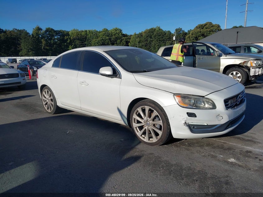 2016 VOLVO S60 INSCRIPTION T5 DRIVE-E PLATINUM | LYV402FM5GB103144 | UPCARS