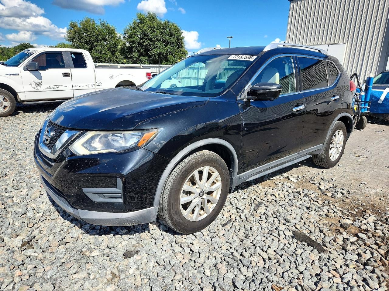 2017 NISSAN ROGUE SV | KNMAT2MTXHP508183 | UPCARS
