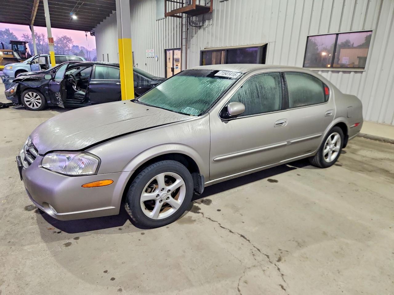2001 NISSAN MAXIMA | JN1CA31D81T620952 | UPCARS