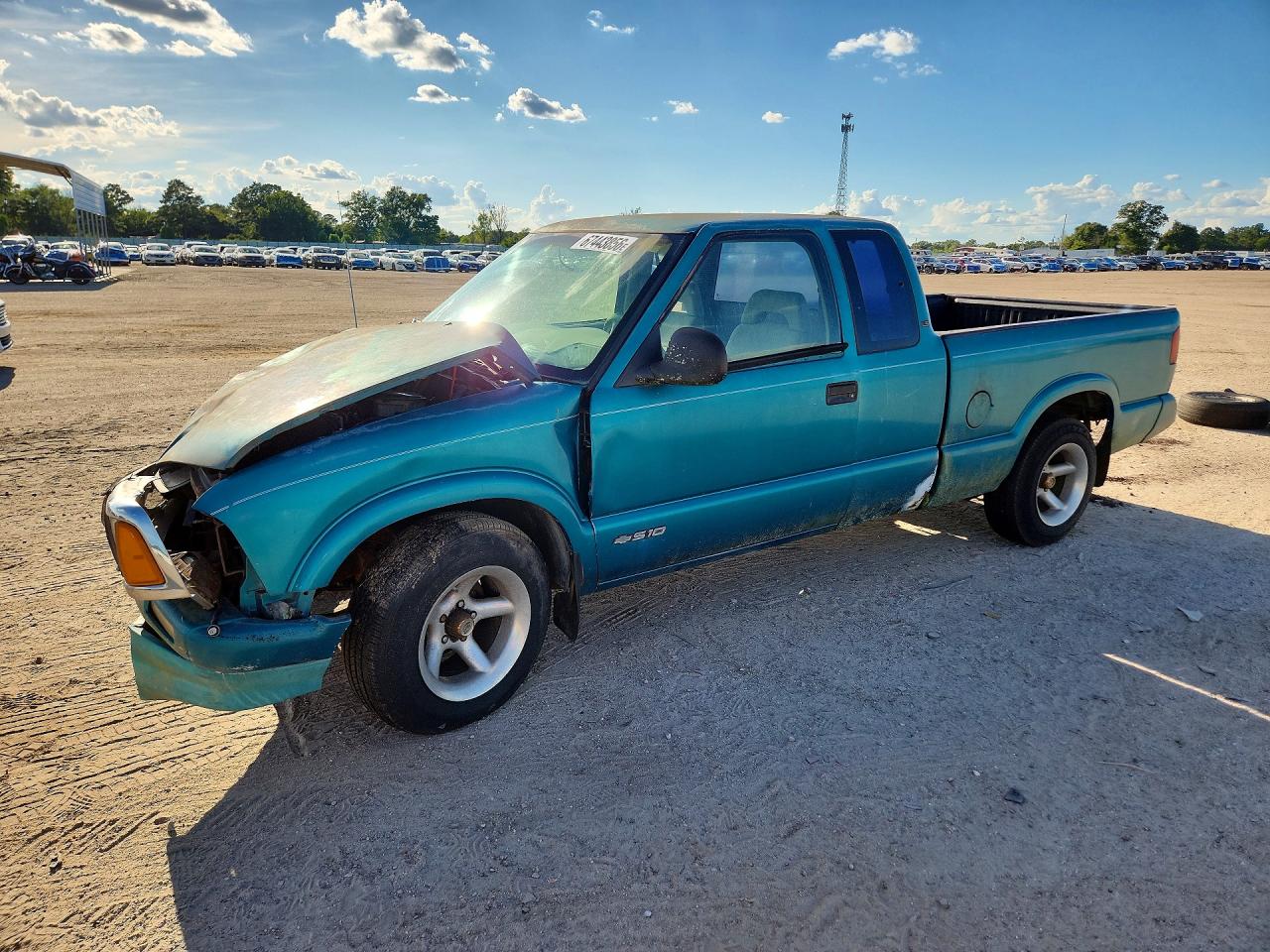 1996 CHEVROLET S10 | 1GCCS19X0T8167980 | UPCARS