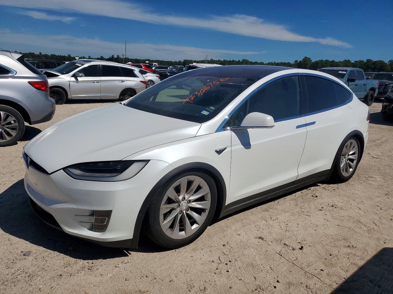 2017 TESLA MODEL X | 5YJXCDE25HF028042 | UPCARS