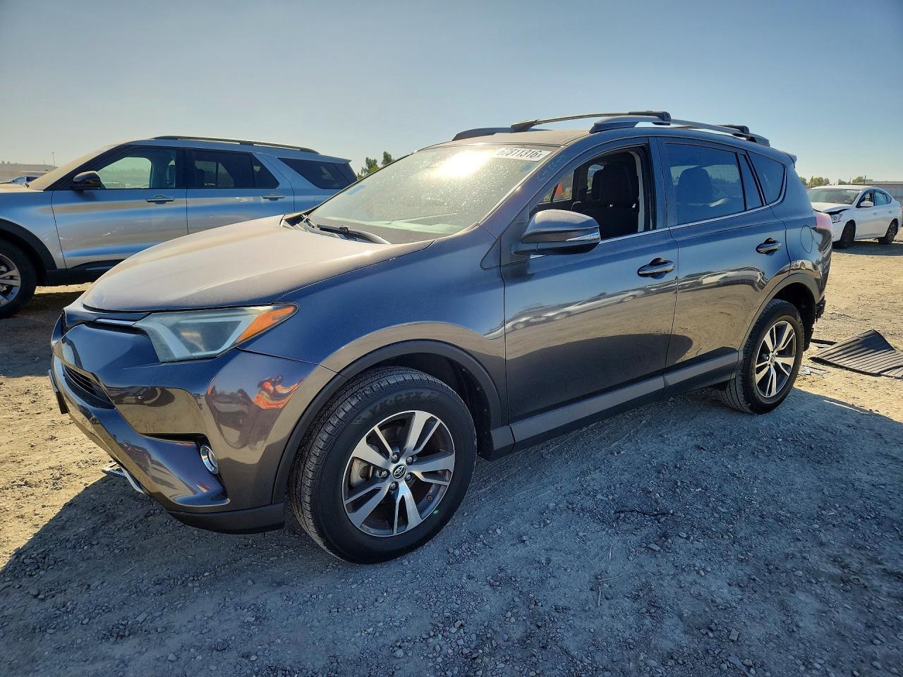 2018 TOYOTA RAV4 XLE | JTMWFREV1JJ209468 | UPCARS