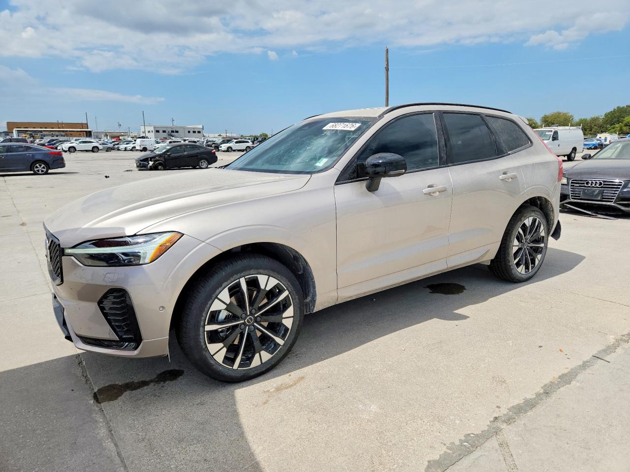 2026 VOLVO XC60 PLUS | YV4M12RCXT1373968 | UPCARS