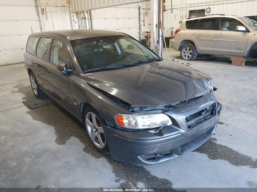 2005 VOLVO V70 R | YV1SJ527752480394 | UPCARS