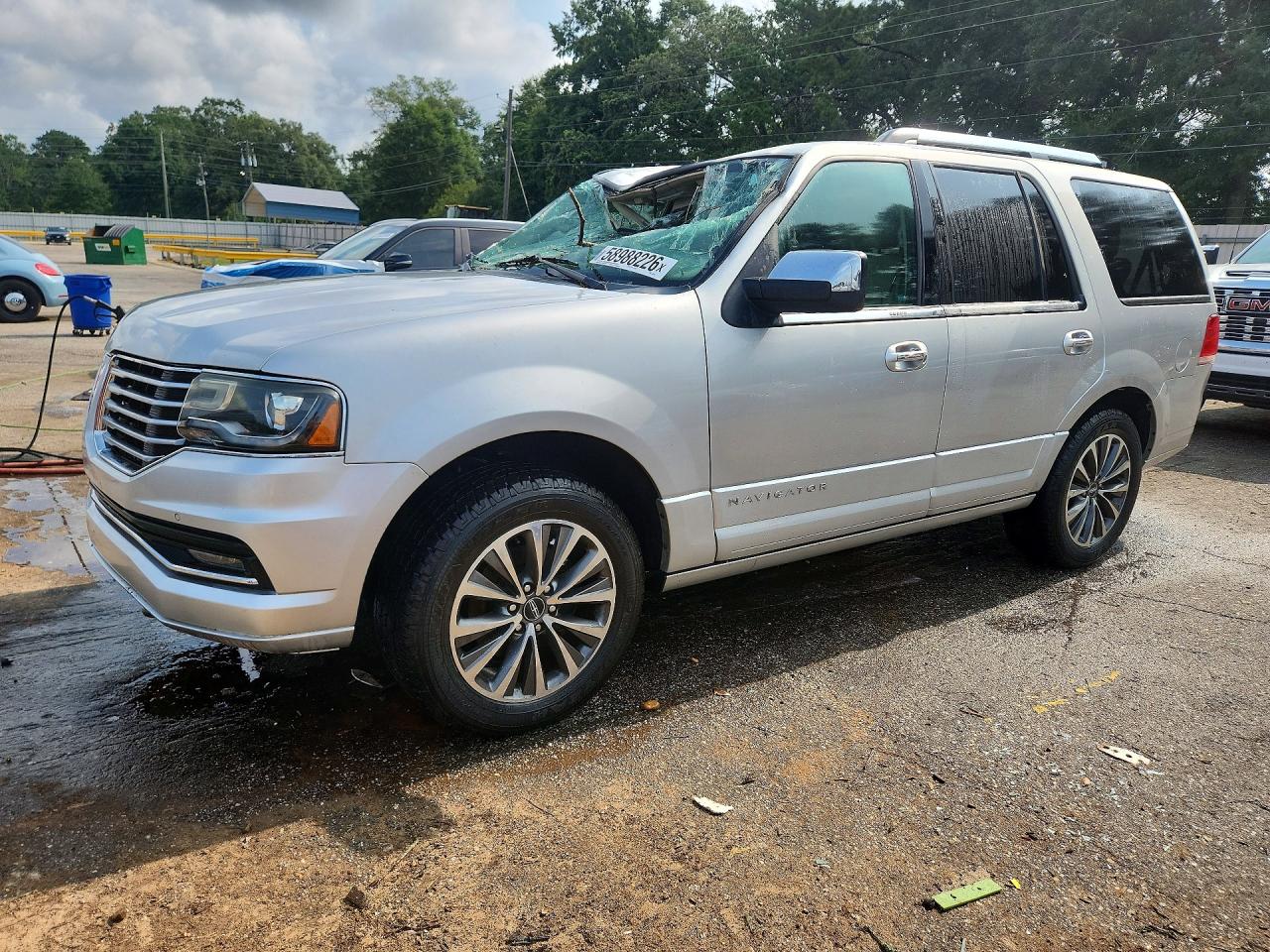 2015 LINCOLN NAVIGATOR | 5LMJJ2HT0FEJ03757 | UPCARS