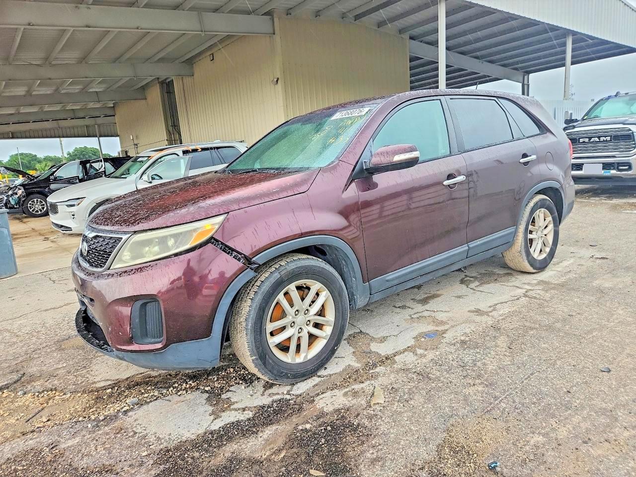 2014 KIA SORENTO LX | 5XYKT4A60EG428341 | UPCARS