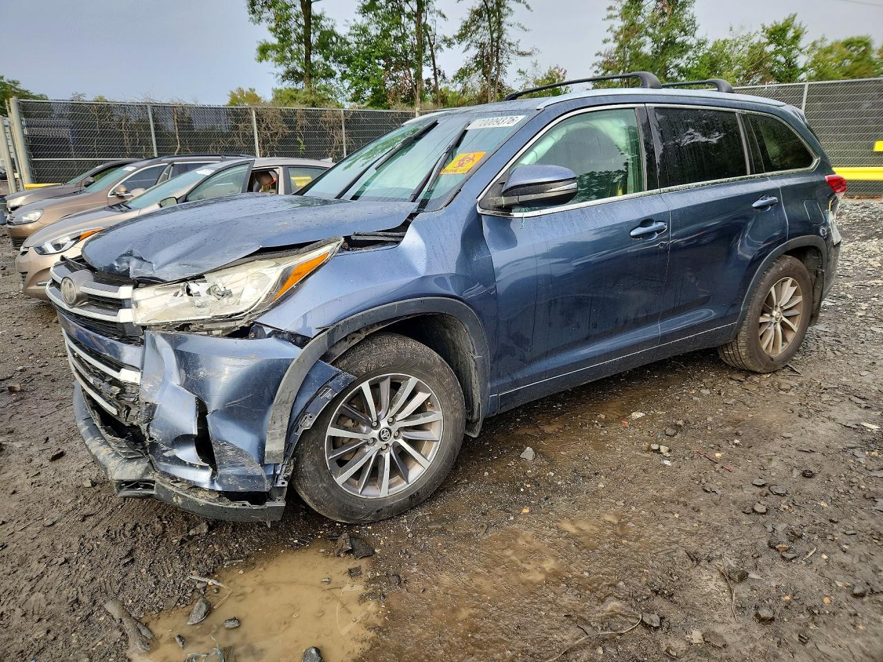 2017 TOYOTA HIGHLANDER XLE | 5TDJZRFH0HS518307 | UPCARS