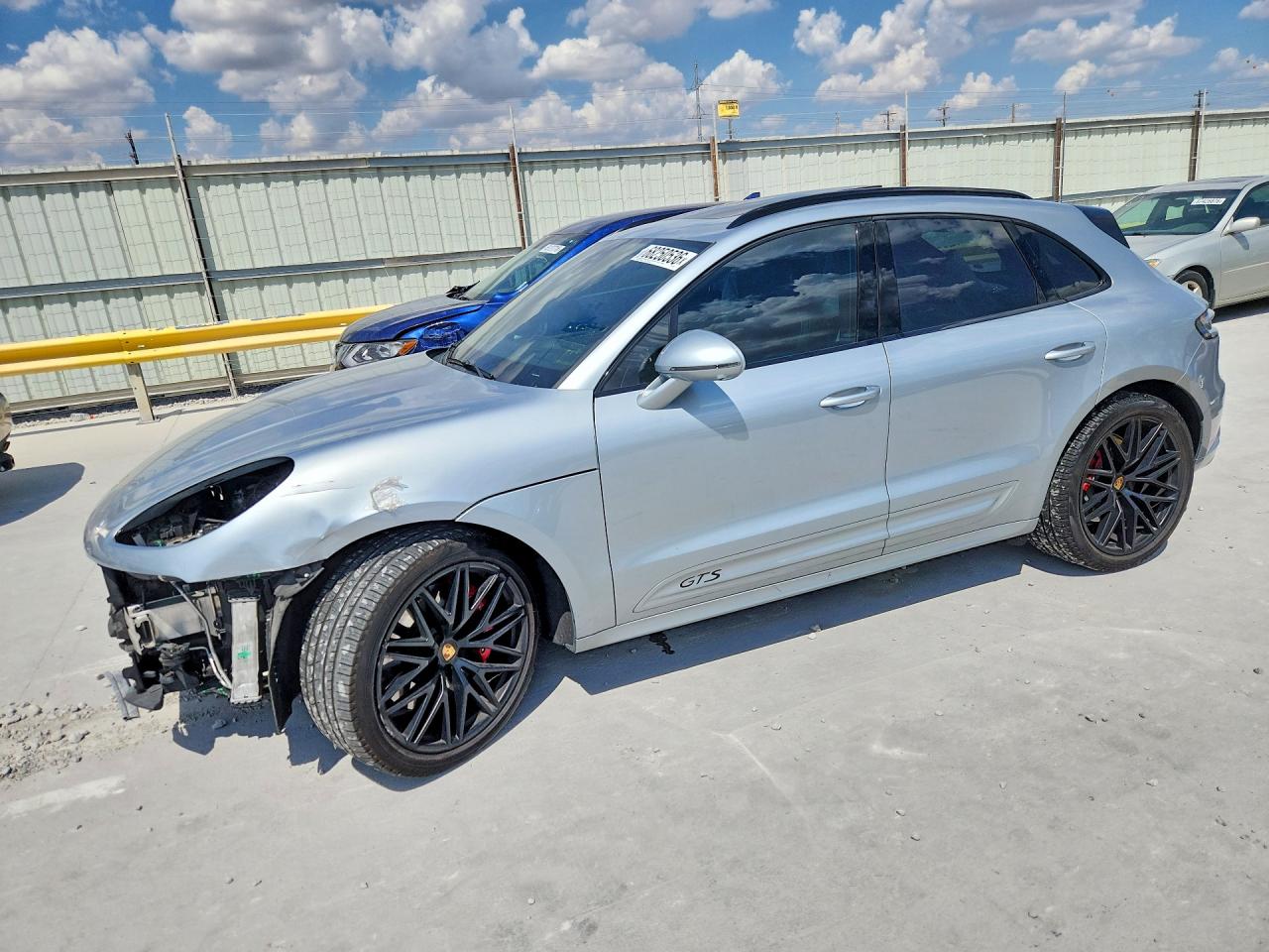 2024 PORSCHE MACAN GTS | WP1AF2A56RLB57065 | UPCARS