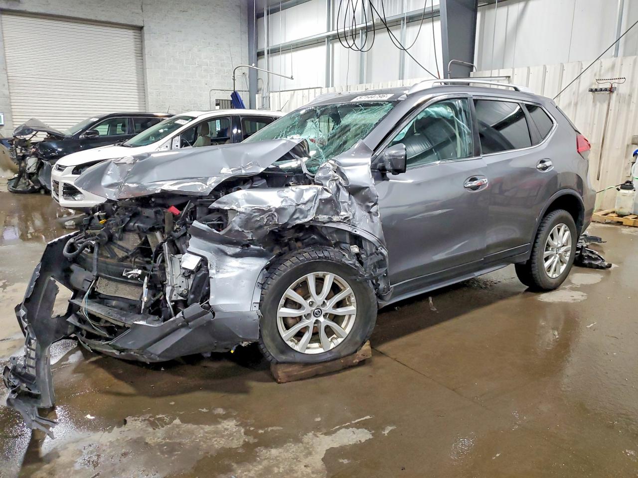 2017 NISSAN ROGUE SV | KNMAT2MV0HP542229 | UPCARS