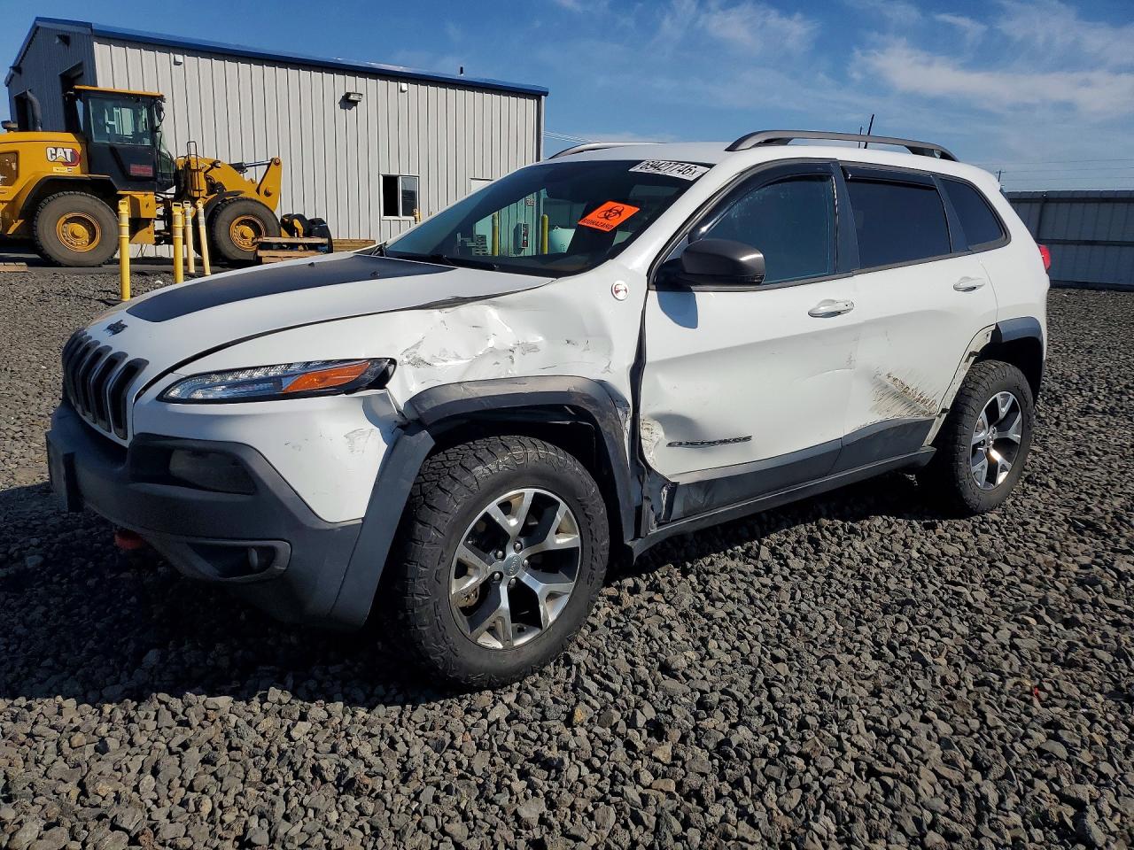 2016 JEEP CHEROKEE TRAILHAWK | 1C4PJMBS0GW261945 | UPCARS