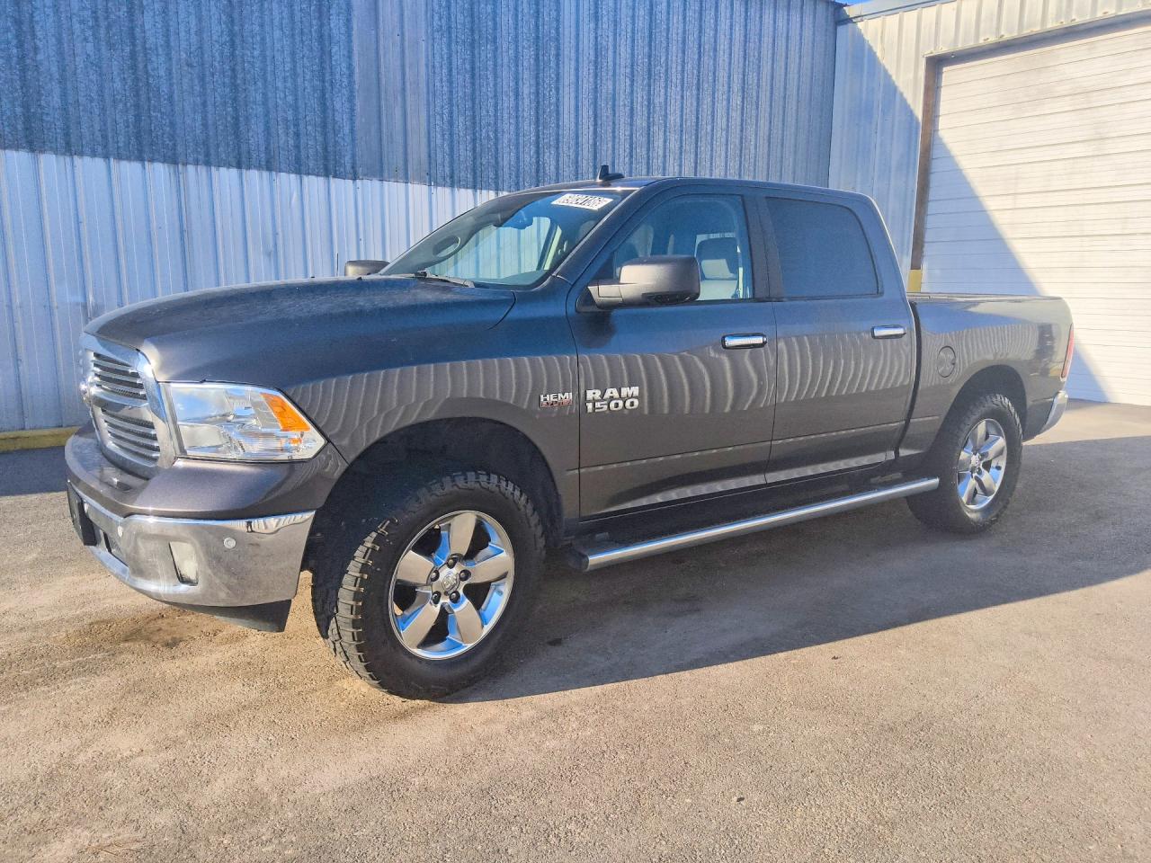 2016 RAM 1500 SLT | 3C6RR7LT8GG326802 | UPCARS