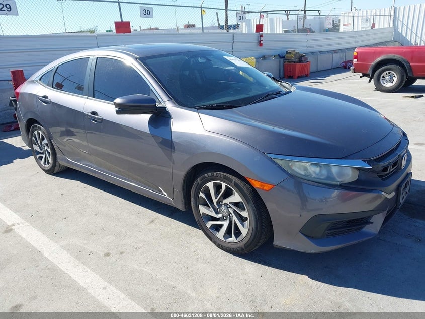 2018 HONDA CIVIC EX | 2HGFC2F70JH529593 | UPCARS